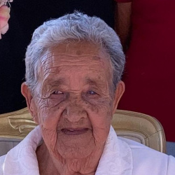 Adélia Maria Alves